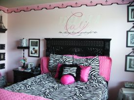 Girl's room decor